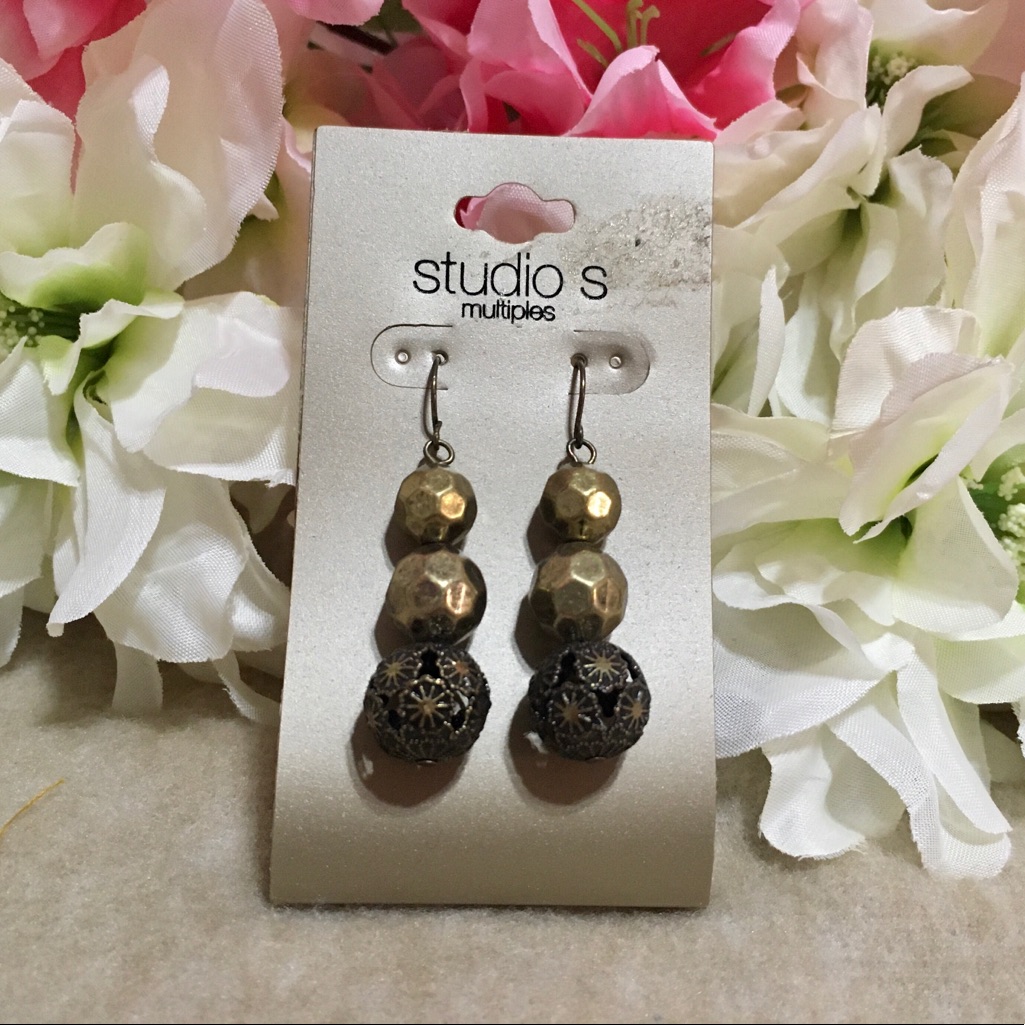 Bogo Dangling Chime Earrings